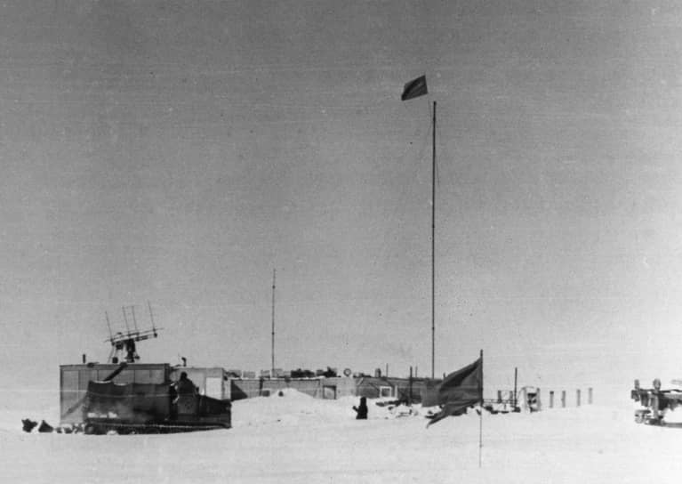 1957 год. В ходе второй Советской Антарктической экспедиции была основана научная станция «Восток»