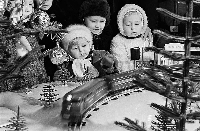1962 год. Открытие магазина «Дом игрушки»