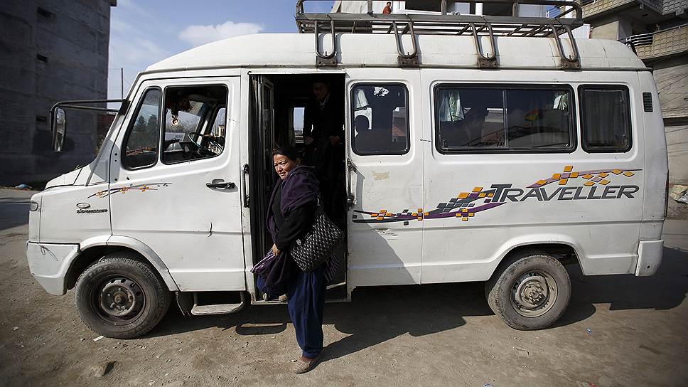 Пока рано говорить о том, насколько успешно такое нововведение, но власти Катманду уже заявили о намерении увеличить число автобусов для женщин, а также расширить маршруты их следования 