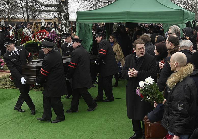  Похороны российского политика и сопредседателя партии РПР-Парнас Бориса Немцова на Троекуровском кладбище