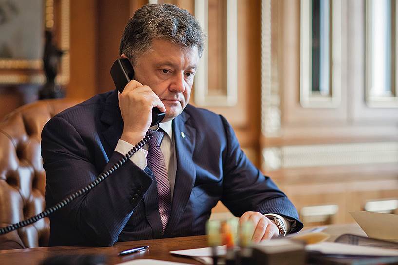 В ночь на 3 марта лидеры Германии, Франции, Украины и России по телефону обсудили ситуацию на востоке Украины