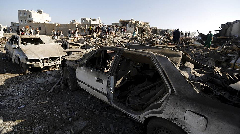 Об опасности полной утраты власти президентом на днях заявил и американский посол в Йемене Мэттью Тьюллер, высказавшись за вмешательство США в йеменский конфликт
