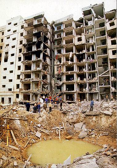 16 сентября 1999 года в городе Волгодонске Ростовской области  был взорван жилой дом. 18 человек погибли, из них двое детей, пострадали 310 человек  