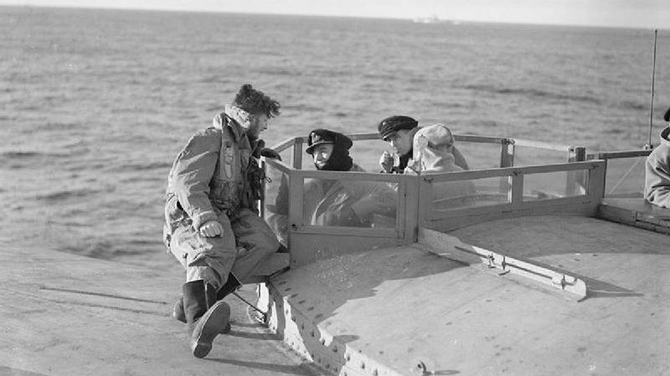 Выход в море боевых кораблей совпал с отправлением конвоя грузов для СССР, что обеспечивало дополнительное прикрытие — британское командование надеялось, что в случае обнаружения  кораблей, немцы сочтут их охраной грузов.  28 марта прошла последняя репетиция операции