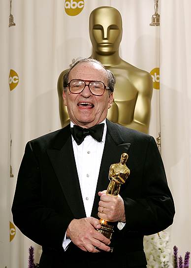 Сидни Люмет получил свой первый и единственный «Оскар» в 2005 году — за вклад в развитие кинематографа