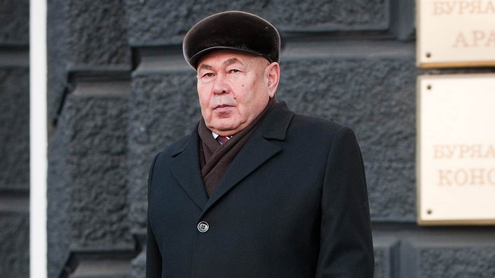 Как спикер буряткого парламента лишился поста за поддержку губернатора