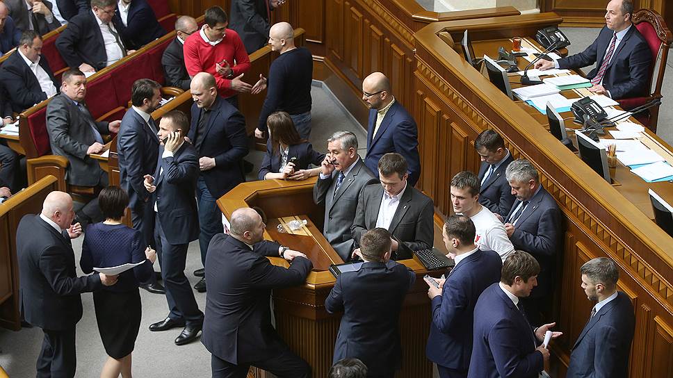 Как Украина разрешила себе не платить по долгам