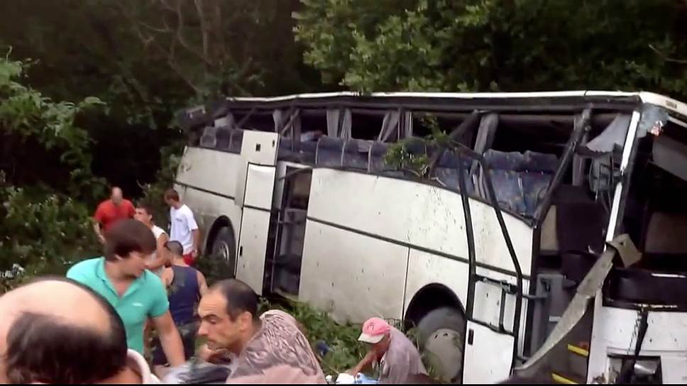 9 июля 2014 года неподалеку от Новороссийска произошло ДТП, в результате которого автобус, перевозивший 38 пассажиров, в том числе 32 ребенка, опрокинулся в реку. Пятеро пострадавших были госпитализированы, среди них трое детей