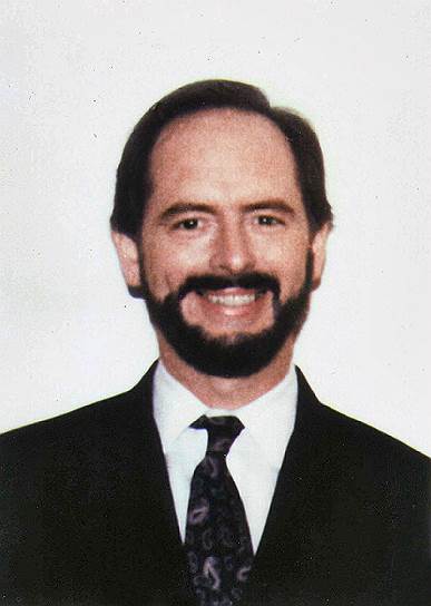 В ноябре 1996 года в США пойман сотрудник ЦРУ Гарольд Николсон, заработавший $300 тыс. за раскрытие агентурной сети ЦРУ в Москве. Был осужден на 23 года и 6 месяцев. В 2011 году ему добавили еще восемь лет заключения