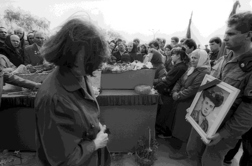 1 августа 1992 года боевые действия окончательно завершились, тем не менее достигнуть соглашения по поводу статуса Приднестровья не удалось. Отношения между непризнанной ПМР и Молдавией остаются напряженными и сегодня: в Приднестровье считают объединение с Молдавией невыгодным и убыточном, в свою очередь, молдавская сторона называет ПМР зоной контрабанды и криминального режима. За время заморозки конфликта как в Молдавии, так и в ПМР сложились самостоятельные экономики, социально-политические системы и элиты