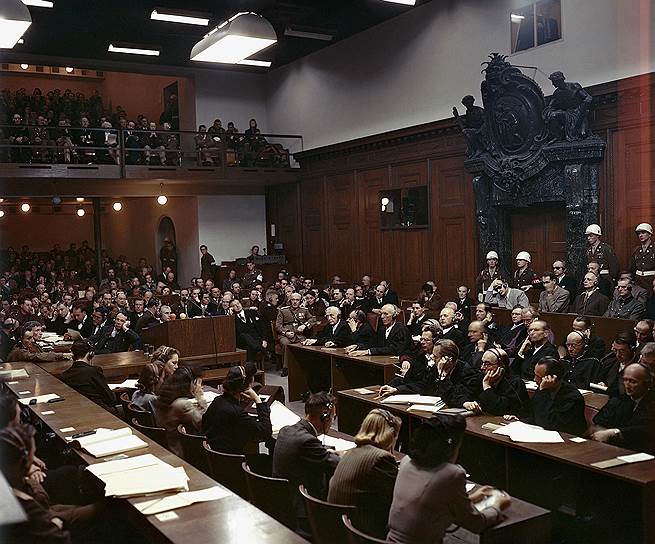 Нацистских палачей и работавших в концлагерях врачей судили на Нюрнбергском процессе после поражения фашистской Германии во Второй мировой войне. Так, на Нюрнбергском процессе по делу врачей («США против Карла Брандта», с 9 декабря 1946 по 20 августа 1947 года) в медицинских преступлениях были обвинены 20 врачей концентрационных лагерей, а также один юрист и двое чиновников