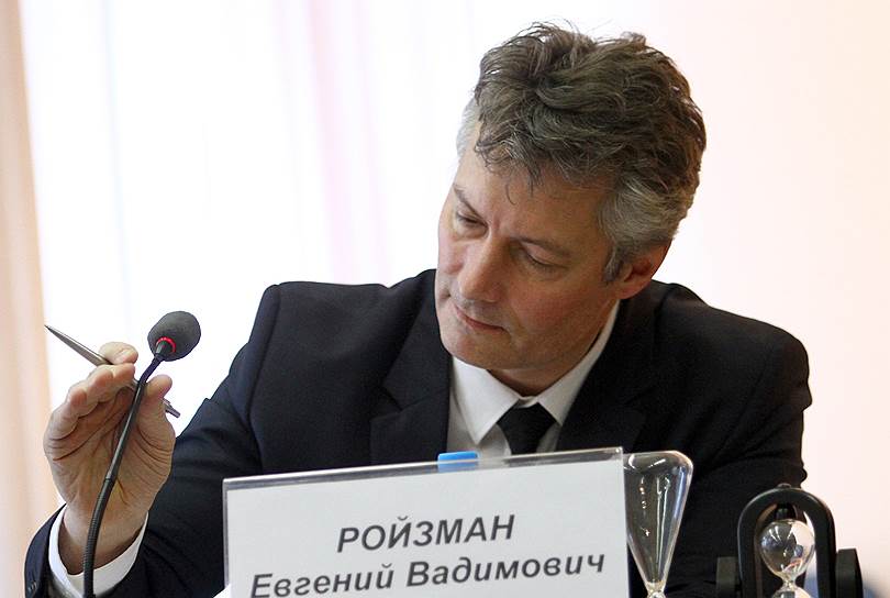 14 июля. Появилась информация о том, что Евгений Ройзман лишен звания мэра, а часть полномочий мэрии Екатеринбурга перешла областным властям