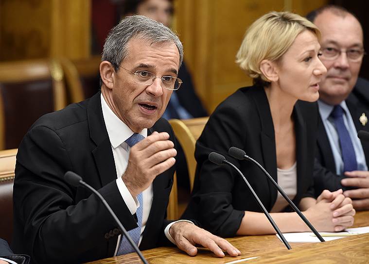 Депутат Национального собрания Франции Тьерри Мариани (слева)