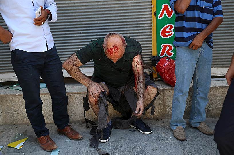 20 июля. В результате террористической атаки в городе Суруче провинции Шанлыурфа на границе Турции с Сирией погибли 27 человек и около сотни получили ранения