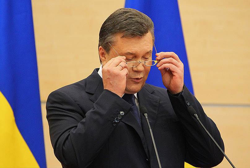 21 июля. Интерпол приостановил розыск бывшего президента Украины Виктора Януковича