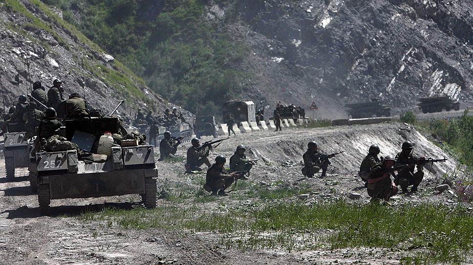 Военная техника 58-й армии России на Транскавказской магистрали