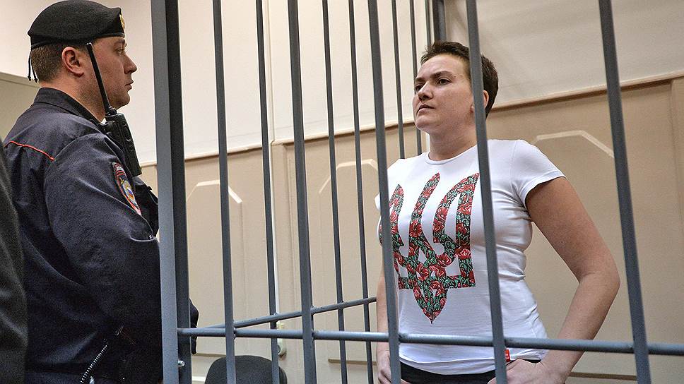Почему Надежду Савченко оставили в СИЗО еще на полгода