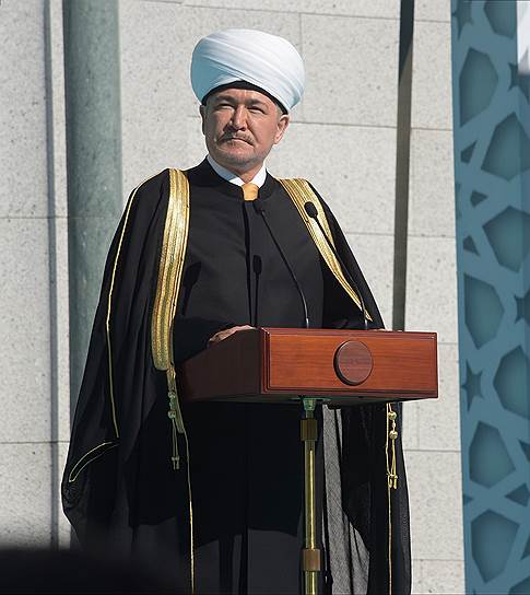 Шейх, председатель президиума Духовного управления мусульман европейской части России, председатель Совета муфтиев России Равиль Гайнутдин