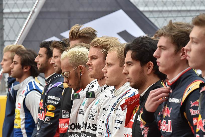 Пилоты команд «Формулы-1» перед началом гонки
