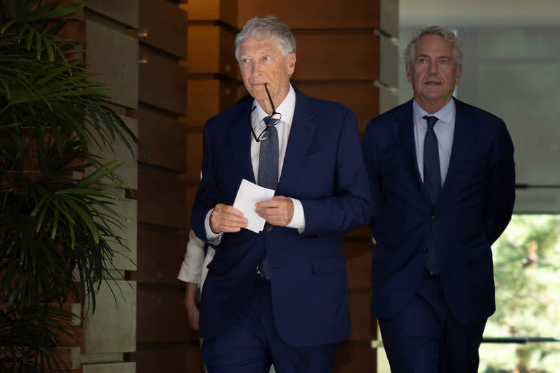 После встречи с премьер-министром Японии Сигэру Исибой в Токио, 2025 год