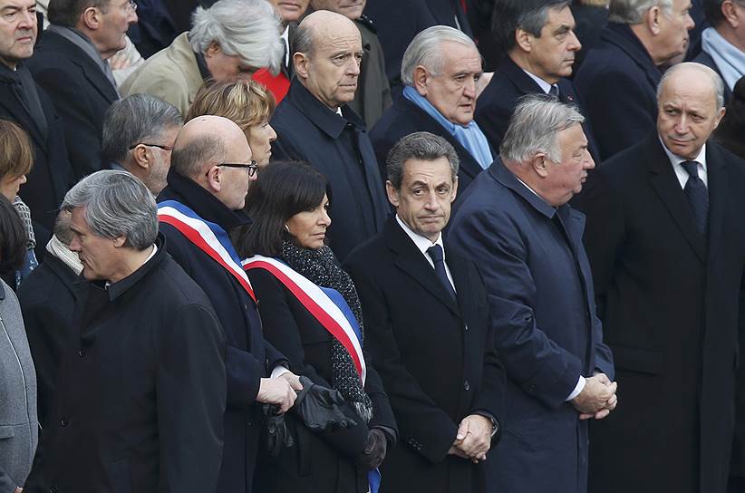 Мэр Парижа Анна Идальго, бывший президент Франции Никола Саркози, председатель верхней палаты Жерар Ларше