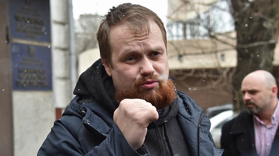 Почему организатора «Русского марша» вновь задержали