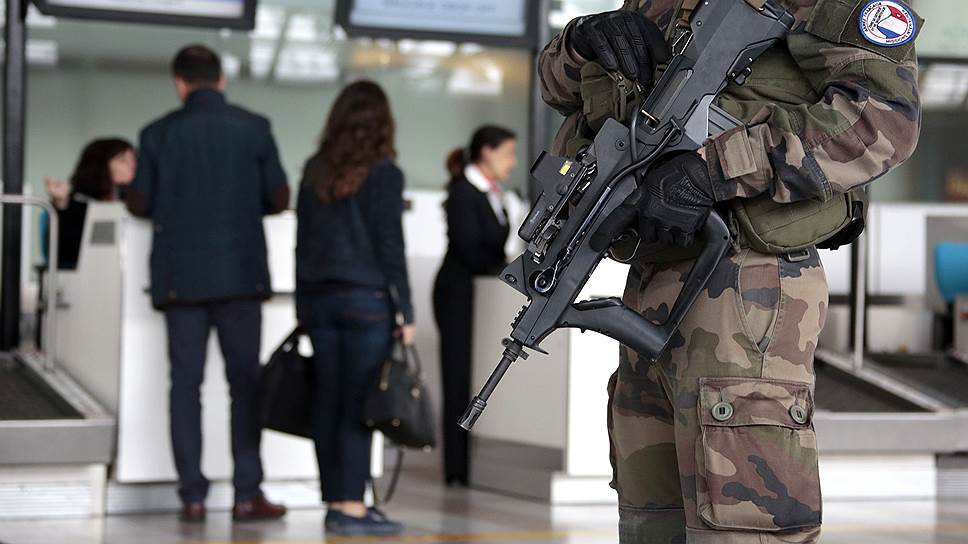 Как парижские аэропорты нашли экстремистов