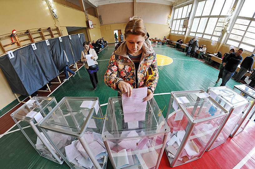 25 октября. Местные выборы на Украине
