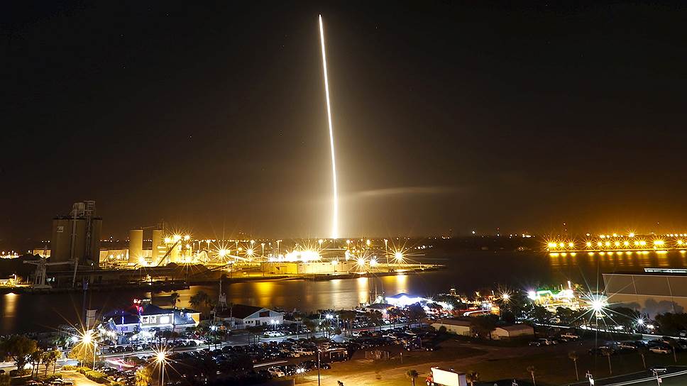 Falcon 9 вошел в историю за час
