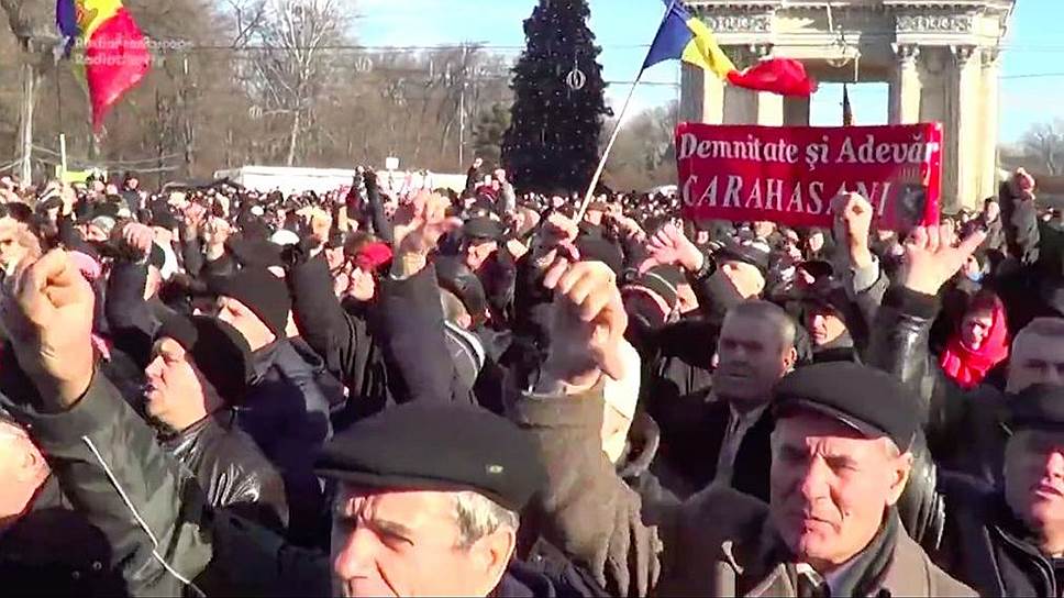Почему конфликт молдавского олигарха с президентом вышел на улицу