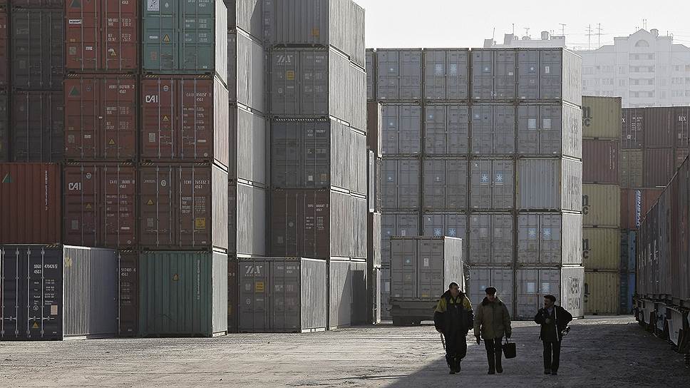 Как упал контейнерооборот российских портов в 2015 году