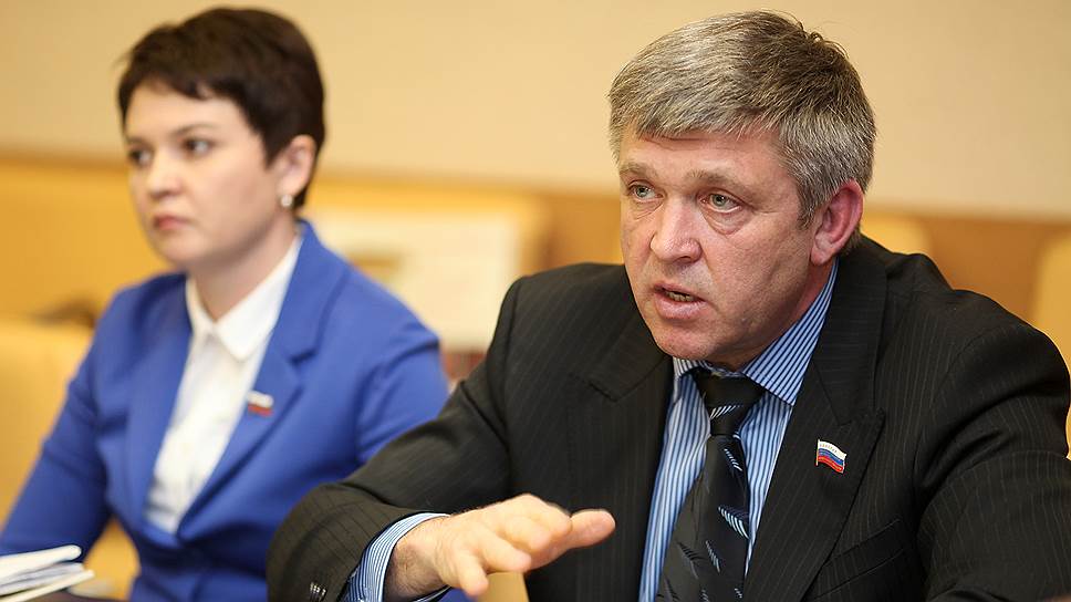 Иркутский единоросс увидел в задержании главы Ольхонского района политику