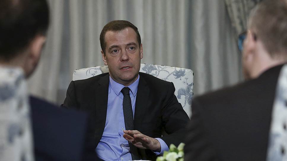 Как Дмитрий Медведев намекнул Европе, что Россия готова к отмене санкций