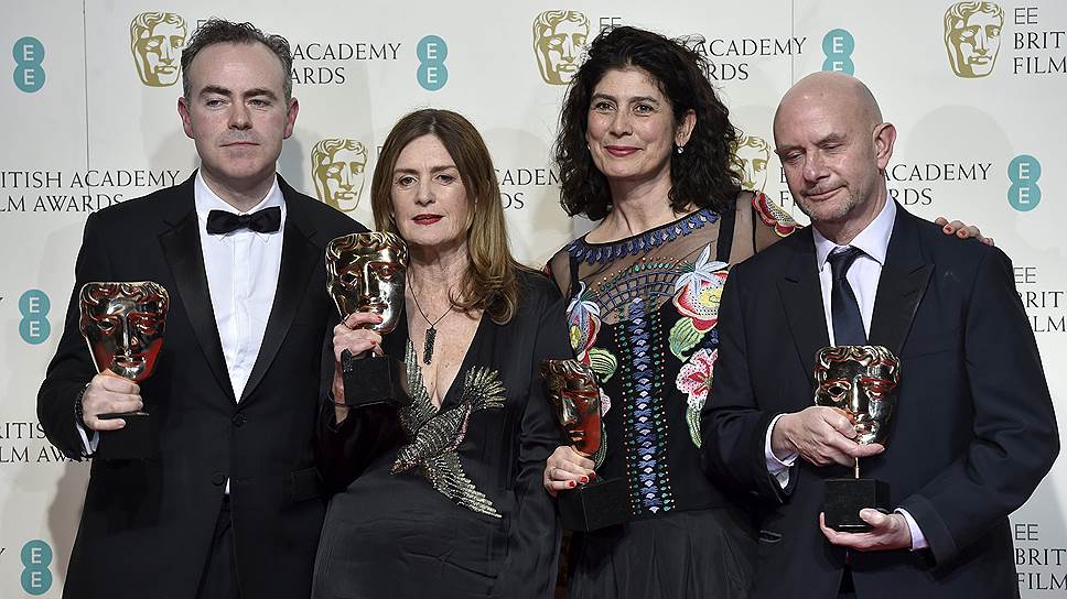В категории «Лучший британский фильм» статуэтка досталась картине «Бруклин» ирландского режиссера Джона Краули (слева)