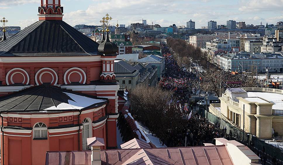 Шествие памяти убитого политика Бориса Немцова по Бульварному кольцу от Страстного бульвара до проспекта Сахарова 