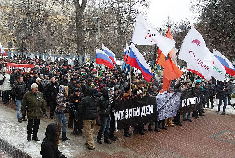 Шествие в годовщину смерти Бориса Немцова в Нижнем Новгороде