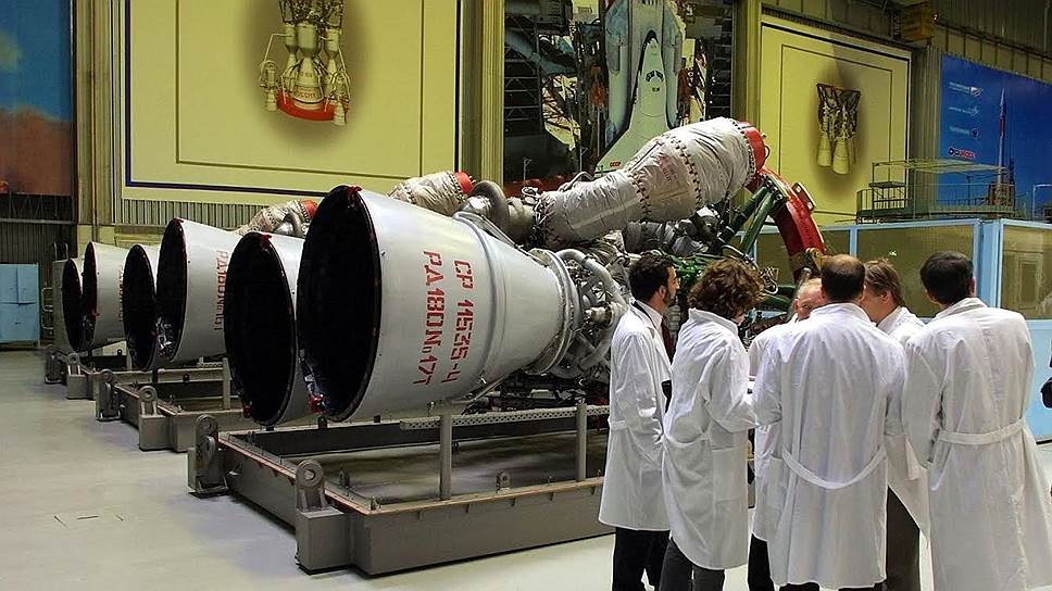 США намеревались закупить у России 18 ракетных двигателей