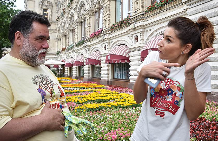 Владелец Bosco di Ciliegi Михаил Куснирович и актриса Екатерина Волкова на открытии Фестиваля Цветов в ГУМе