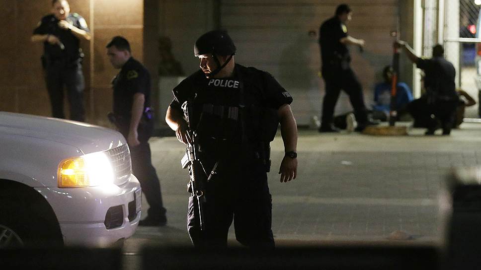 Как в Далласе снайперы расстреляли полицейских во время митинга