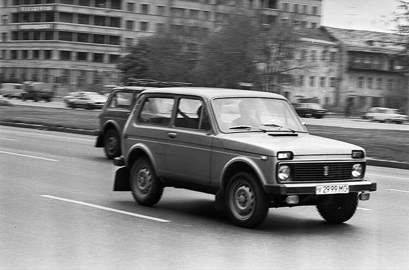 В 1977 году началось производство первого полноприводного внедорожника — ВАЗ-2121 «Нива», в последующих модификациях выпускающегося до сих пор