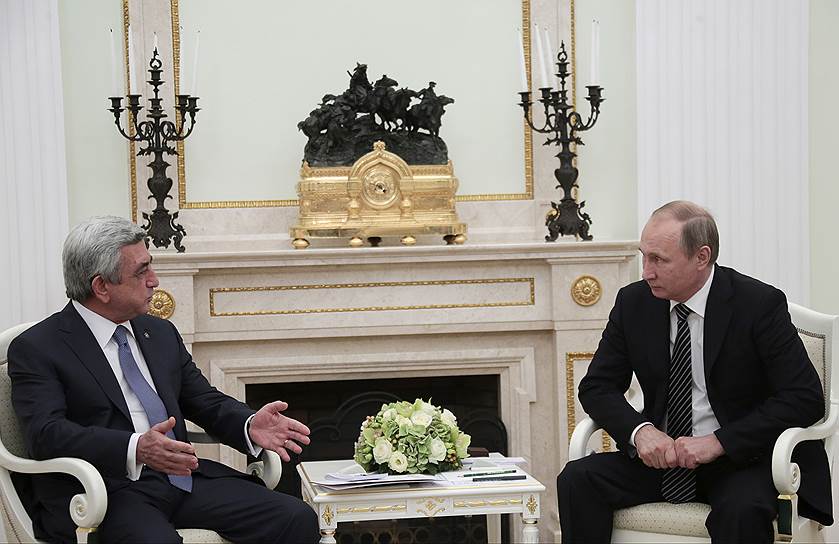 Президент Армении Серж Саргсян (слева) и президент России Владимир Путин