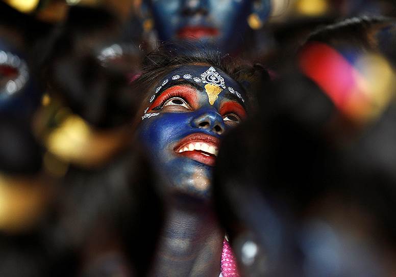 Мумбаи, Индия. Участник фестиваля Кришна-джанмаштами в честь рождения Кришны