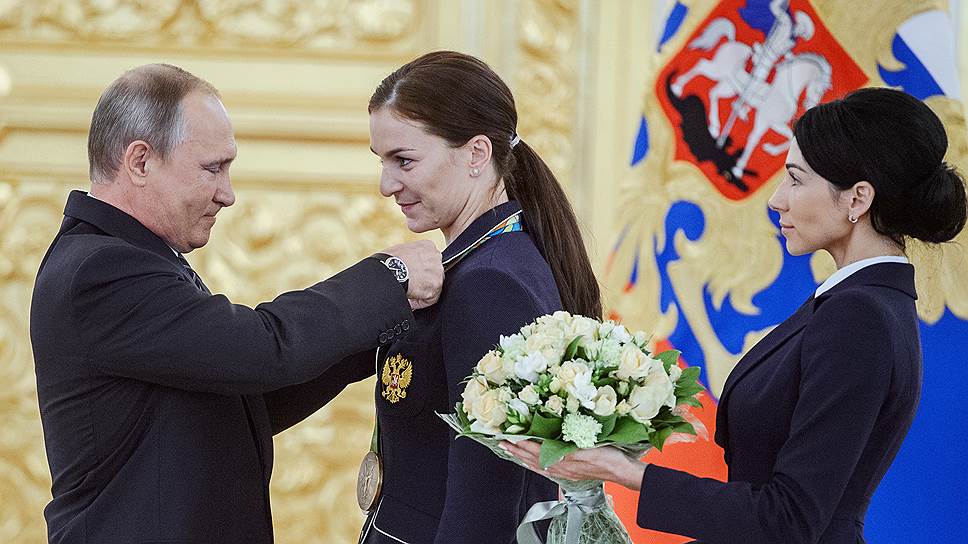 Как Владимир Путин принял в Кремле олимпийских чемпионов и призеров