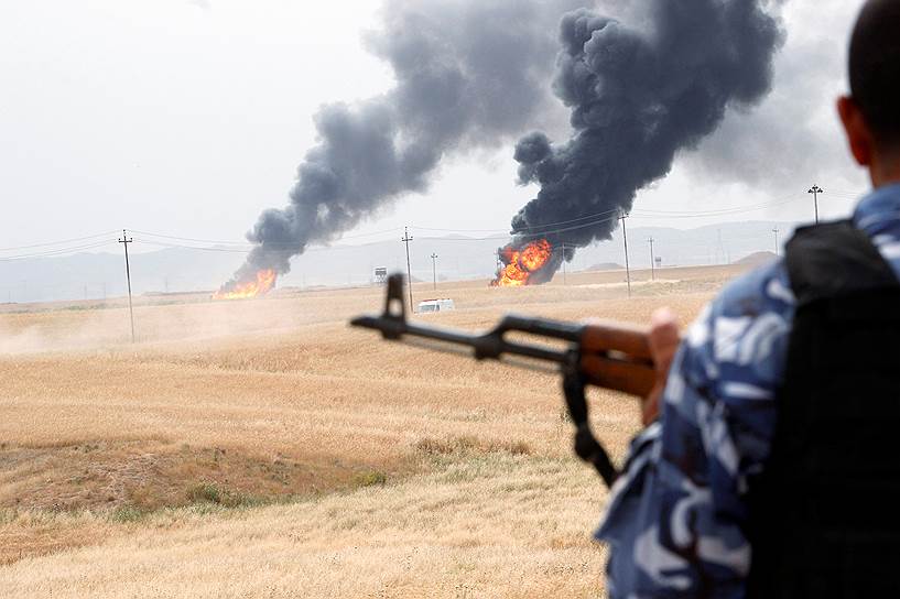 В 2014 году во время активной экспансии территорий «Исламское государство» (запрещено в России) захватило крупные месторождения нефти на севере Ирака и Сирии