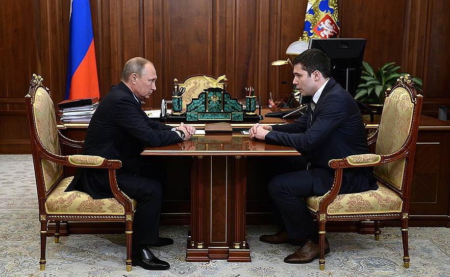 Президент России Владимир Путин и врио губернатора Калининградской области Антон Алиханов