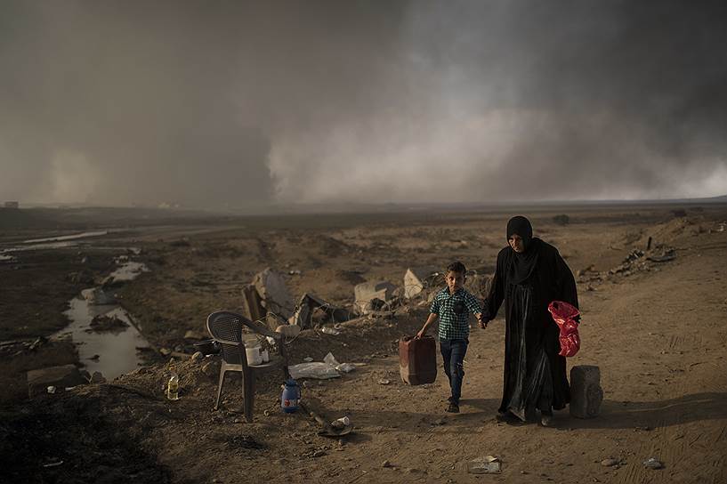 Кайяра, Ирак. Жители Мосула, которые потеряли дом во время операции по вытеснению боевиков «Исламского государства» из города