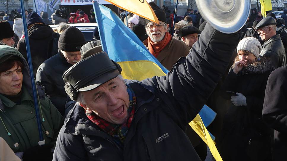 Почему Киев протестовал против действующей власти