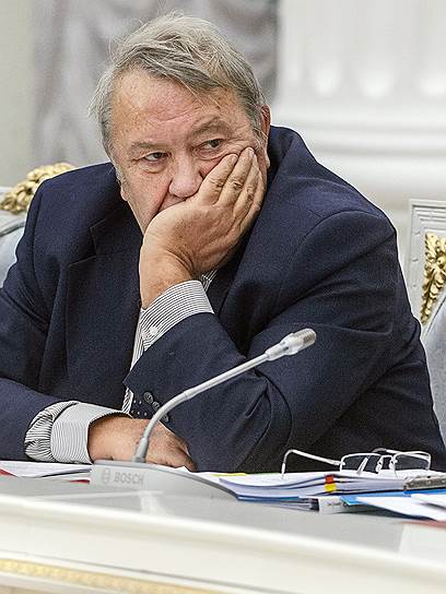 Президент РАН Владимир Фортов дождался приговора президента сидя