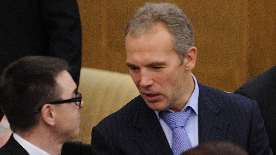Почему входящий в список Forbes депутат Александр Скоробогатько сложил мандат