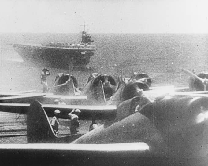 Японцы в сражении в Перл-Харборе потеряли 29 самолетов, 74 были повреждены. По различным причинам пять подводных лодок стали небоеспособны. Человеческие потери японской армии составили 64 человека погибшими
